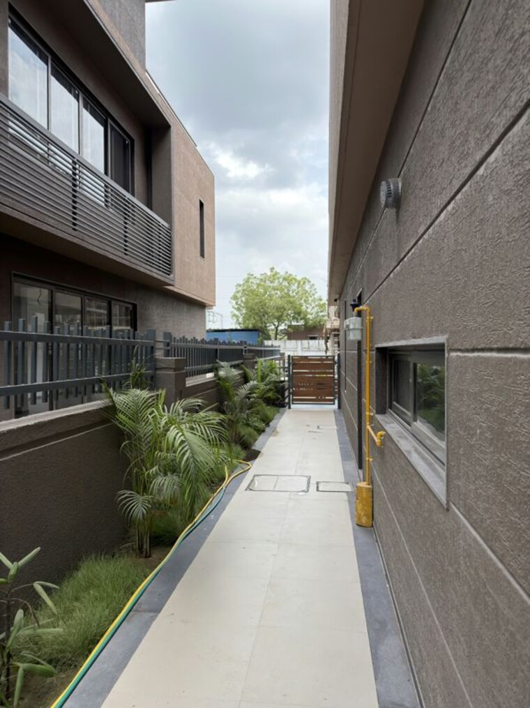 Balcony, adani-the-north-park 4 Bedroom 4797 Sq.Ft. Villa In Shantigram Ahmedabad 10654662