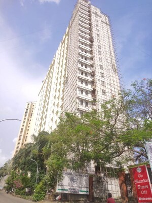  Apartment For Sale in Goregaon East