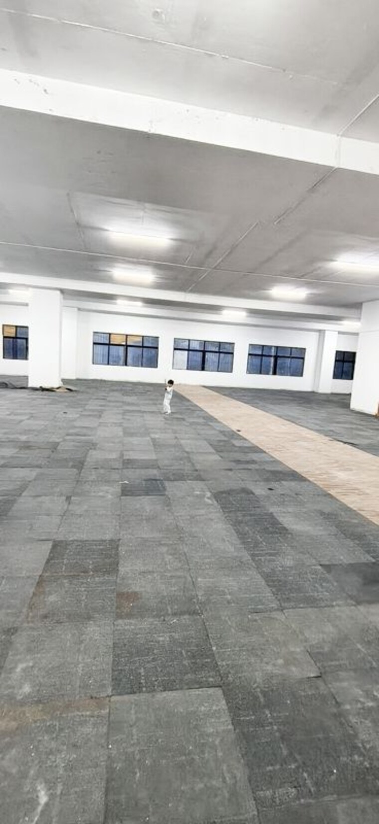  Parking, ashoka-plaza-viman-nagar Commercial Office Space in IT/SEZ 7200 Sq.Ft. In Viman Nagar Pune 10654682