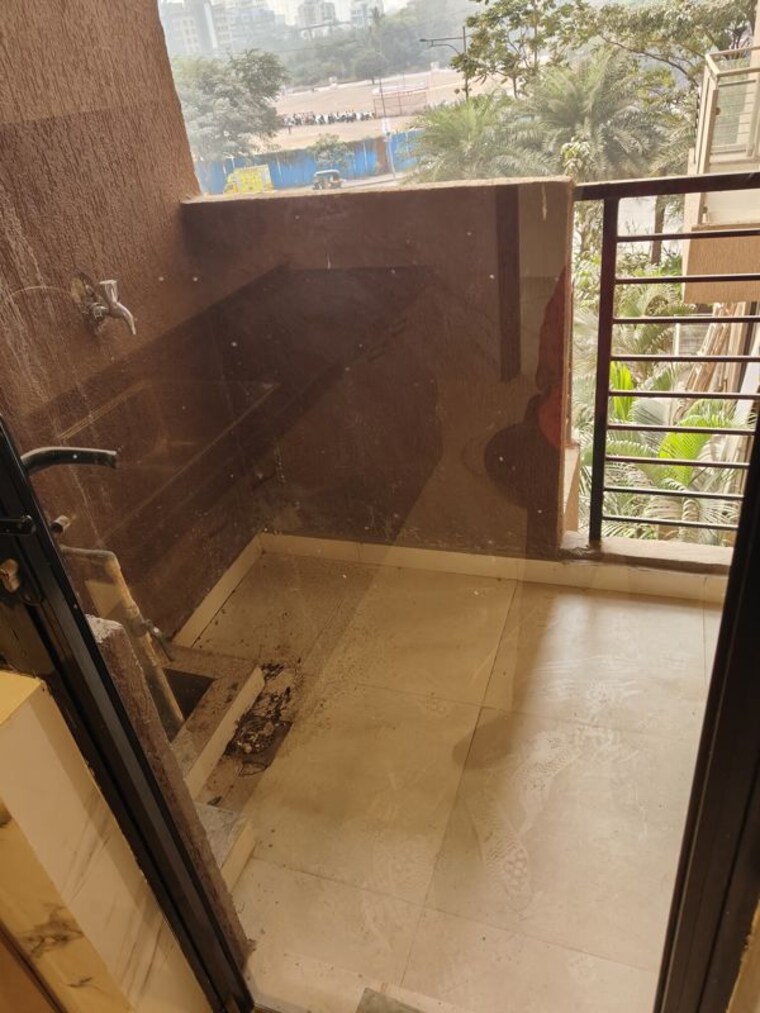 Balcony, risland-the-icon 2 Bedroom 678 Sq.Ft. Apartment In Dhokali Thane 10654783