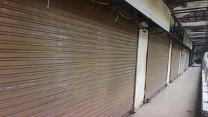  Shop – Exterior View View at Zanor - for Sale