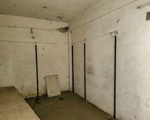  Shop For Sale in Ujariyaon