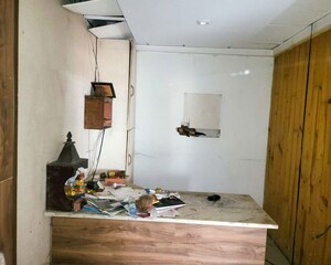  Shop For Sale in Ujariyaon