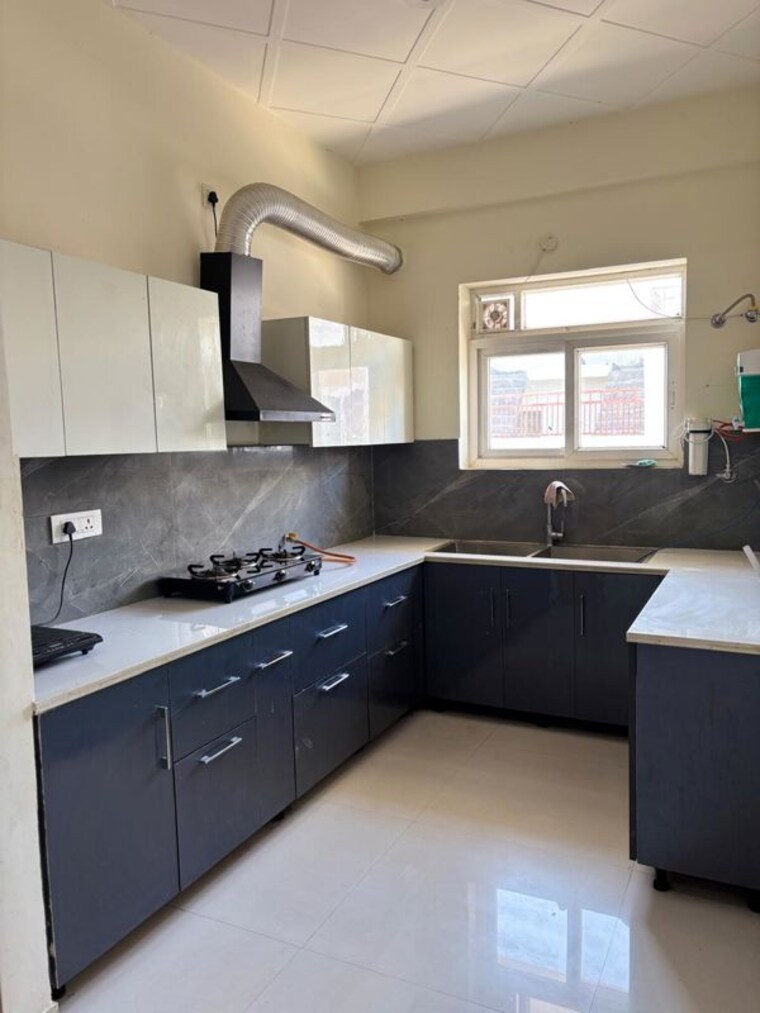 Kitchen, aura-homes 3 Bedroom 1760 Sq.Ft. Apartment In Patiala Road Zirakpur 10654829