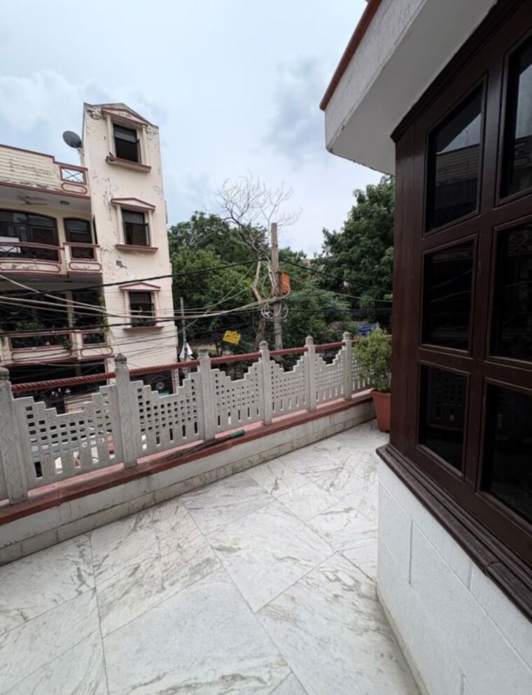 Exterior View, rajouri garden 3 Bedroom 160 Sq.Yd. Builder Floor In Rajouri Garden Delhi 10654967