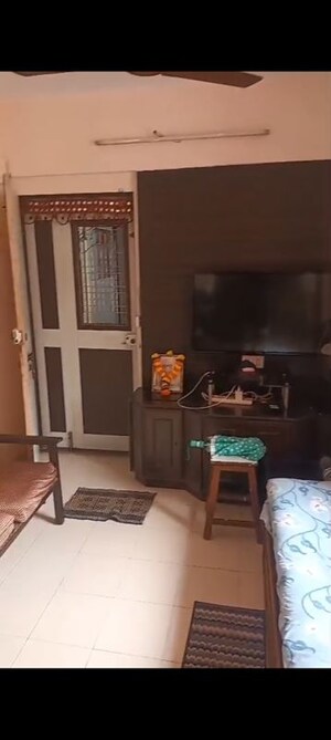 Living Room in  Pg at Dadar East – for Rent