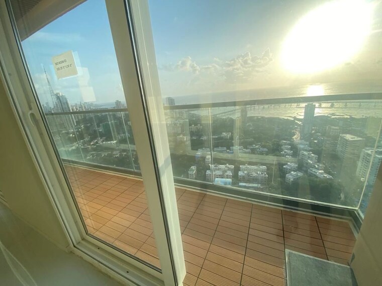 Balcony, vraj-tiara 6 Bedroom 2320 Sq.Ft. Apartment In Worli Mumbai 10654983