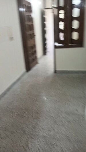 Room in 1 BHK Builder Floor at Lajpat Nagar I – for Rent