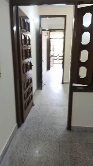 1 BHK Builder Floor For Rent in Lajpat Nagar I