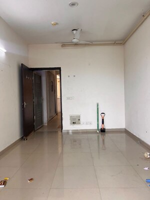Room in 2 BHK Apartment at Mahagun My Woods, Sector 16c Greater Noida – for Rent