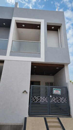 3 BHK Independent House For Sale in Gayatri Nagar