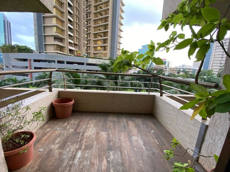Balcony, oberoi-springs 2.5 Bedroom 1000 Sq.Ft. Apartment In Andheri West Mumbai 10655009