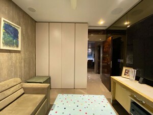 Bedroom in 2.5 BHK Apartment at Oberoi Springs, Andheri West – for Rent