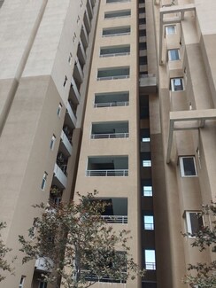 4 BHK +Apartment For Rent in Wave Amore