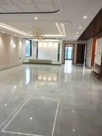 4 BHK +  435 Sq.Yd. Builder Floor in Parklands