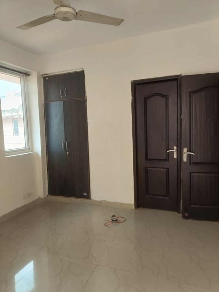 Room, sikka-karmic-greens 2.5 Bedroom 1210 Sq.Ft. Apartment In Sector 78 Noida 10655062