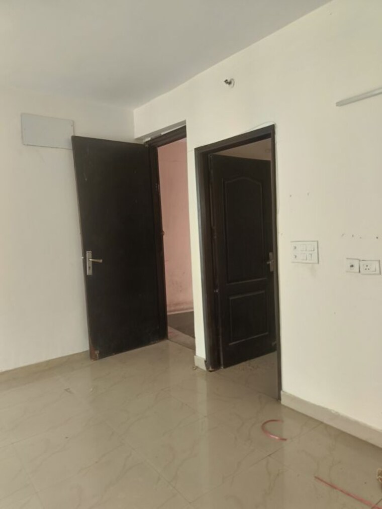 Room, sikka-karmic-greens 2.5 Bedroom 1210 Sq.Ft. Apartment In Sector 78 Noida 10655062