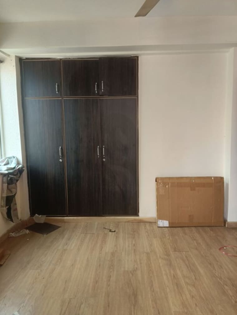 Room, sikka-karmic-greens 2.5 Bedroom 1210 Sq.Ft. Apartment In Sector 78 Noida 10655062