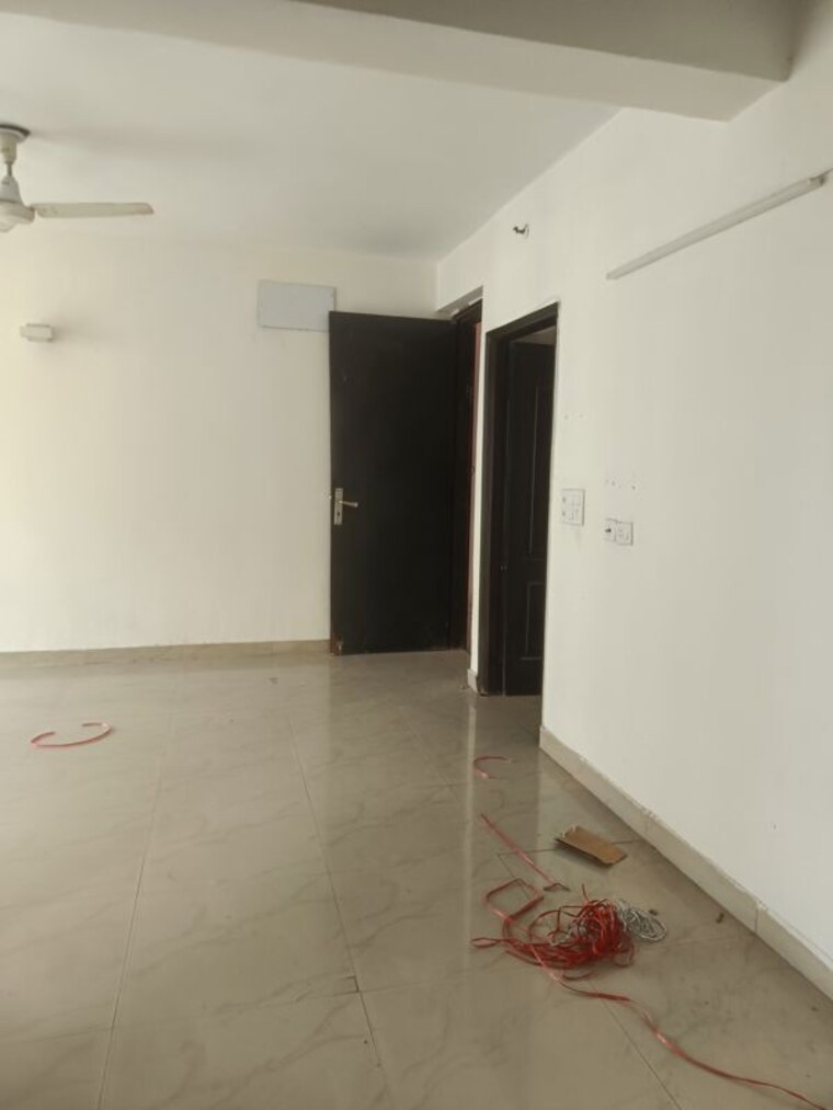 Room, sikka-karmic-greens 2.5 Bedroom 1210 Sq.Ft. Apartment In Sector 78 Noida 10655062