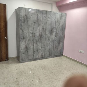 Room in 2 BHK Builder Floor at Sector 10 – for Rent