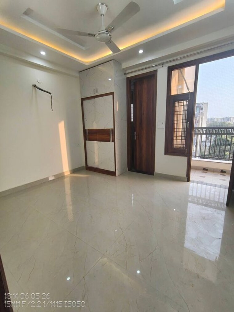Room, sector 14 3 Bedroom 1650 Sq.Ft. Builder Floor In Sector 14 Gurgaon 10655070