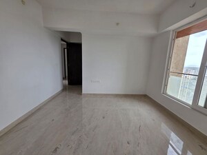 2.5 BHK Apartment For Rent in Jay Amrat Apartment, Malad West