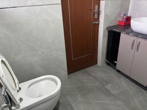 Bathroom in 3 BHK Builder Floor at Sector 14 – for Rent