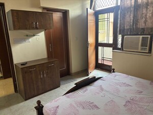 Bedroom in 3 BHK Builder Floor at Sector 14 – for Rent