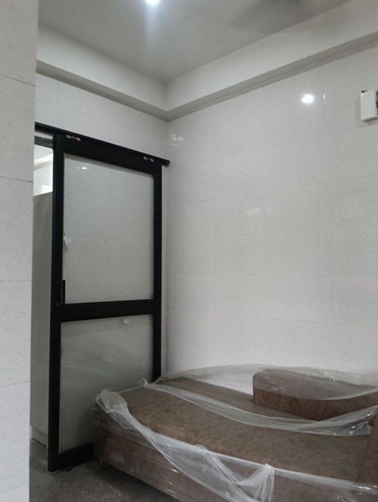 Room, sector 14 1 Bedroom 700 Sq.Ft. Builder Floor In Sector 14 Gurgaon 10655077