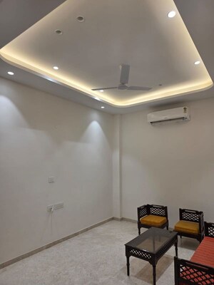 Furnished Amenities in 4 BHK Builder Floor at Greater Kailash ii – for Rent