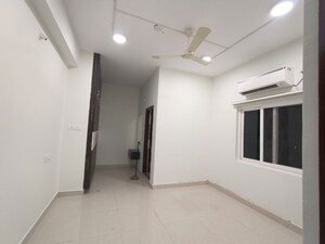 Room in 3 BHK Apartment at Arundathi Nilayam Gachibowli, Gachibowli – for Rent