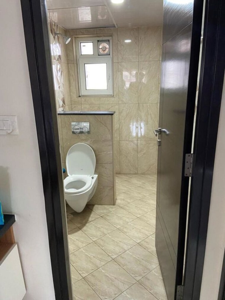 Bathroom, sumadhura-acropolis 3 Bedroom 2615 Sq.Ft. Apartment In Gachibowli Hyderabad 10655112