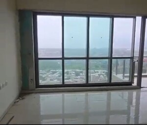 Room in 3.5 BHK Apartment at Sheth Auris Serenity Tower 3, Malad West – for Sale