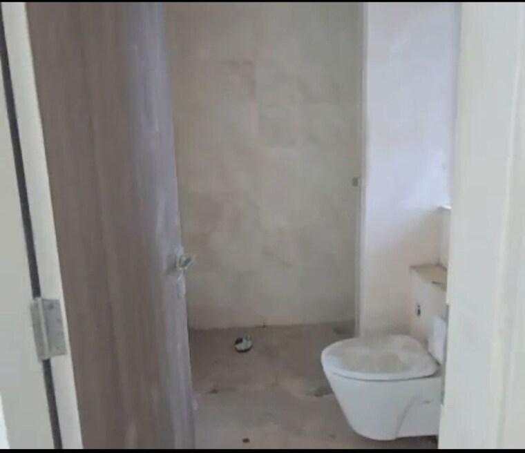 Bathroom, sheth-auris-serenity-tower-3 3.5 Bedroom 1365 Sq.Ft. Apartment In Malad West Mumbai 10655113