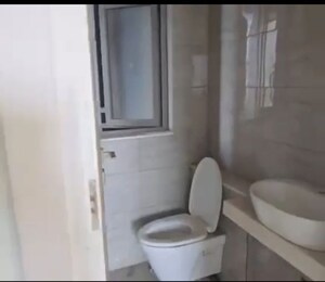 Bathroom in 3.5 BHK Apartment at Sheth Auris Serenity Tower 3, Malad West – for Sale
