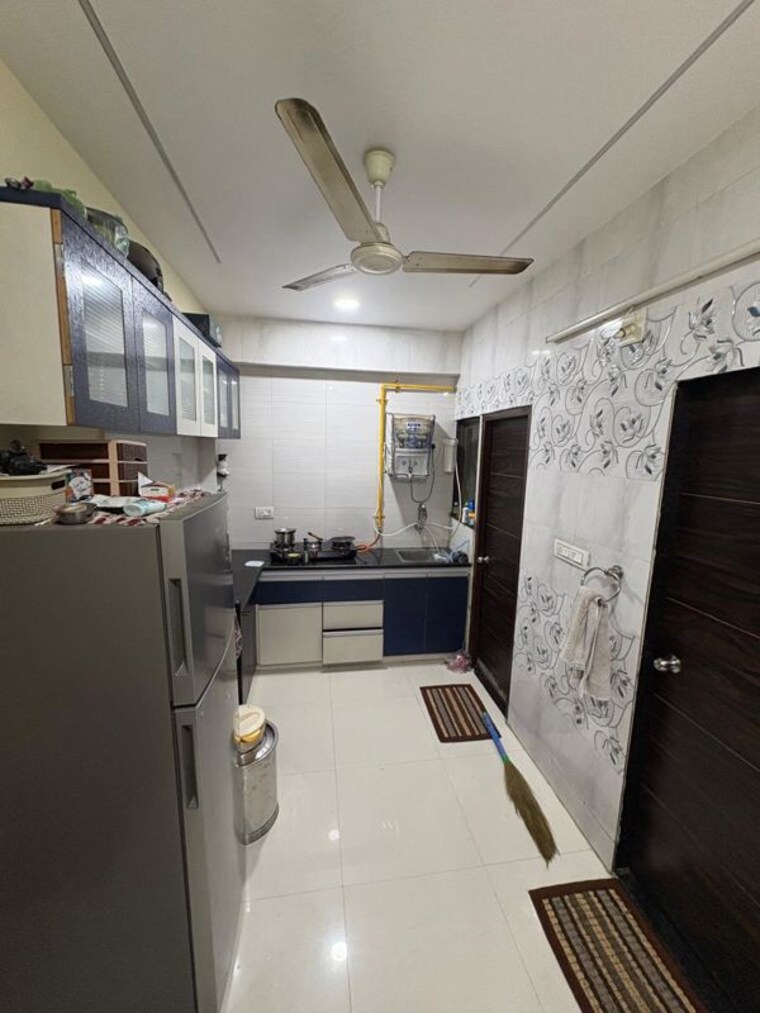 Kitchen, tragad 2 Bedroom 120 Sq.Yd. Apartment In Tragad Ahmedabad 10655093