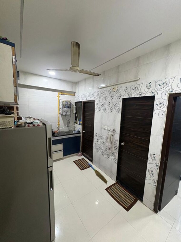Kitchen, tragad 2 Bedroom 120 Sq.Yd. Apartment In Tragad Ahmedabad 10655093