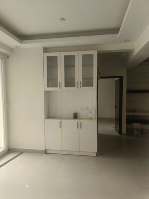 Room in 3 BHK Apartment at Unnati Fortune The Aranya, Sector 119 – for Rent