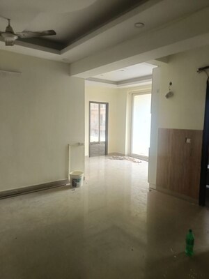 Room in 3 BHK Apartment at Unnati Fortune The Aranya, Sector 119 – for Rent