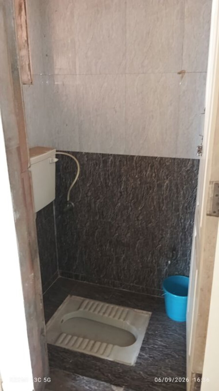 Washroom, ulwe sector 17 1 Bedroom 650 Sq.Ft. Apartment In Ulwe Sector 17 Navi Mumbai 10653612