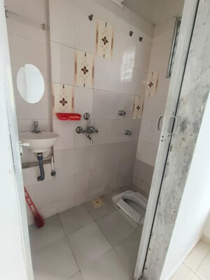 Bathroom in 2 BHK Apartment at Jayant Sapphire, Prabhadevi – for Rent