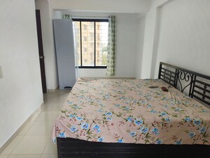 2 BHK Apartment For Rent in Jayant Sapphire, Prabhadevi