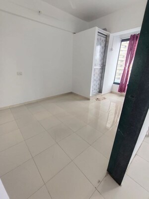 Bathroom in 2 BHK Apartment at Jayant Sapphire, Prabhadevi – for Rent