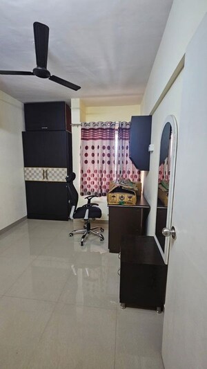 Team Area in 2 BHK Apartment at Hubtown Greenwoods, Vartak Nagar – for Rent