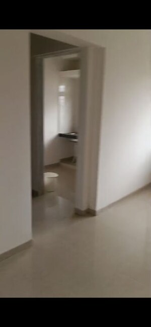 Room in 1 BHK Apartment at Panch Pakhadi – for Rent