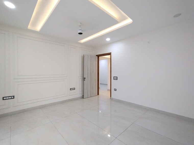 Room, shanti kunj 4 Bedroom 4700 Sq.Ft. Apartment In Shanti Kunj Delhi 10655204