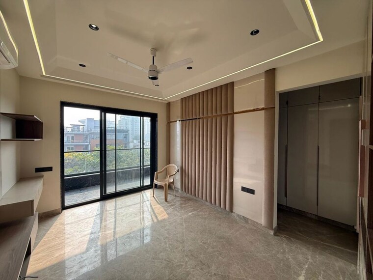 Room, south city 2 4 Bedroom 300 Sq.Yd. Builder Floor In South City 2 Gurgaon 10655220
