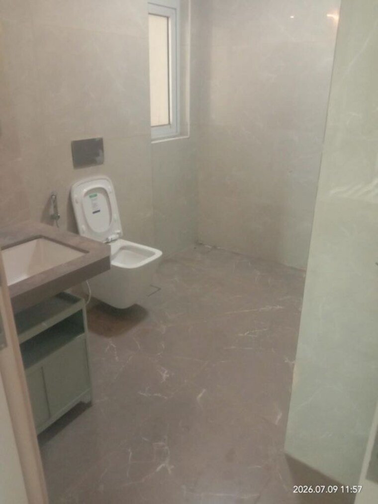 Bathroom, chandak-cornerstone 2 Bedroom 584 Sq.Ft. Apartment In Worli Mumbai 10655229