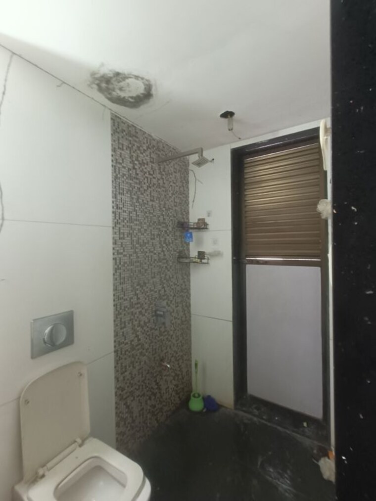 Bathroom, baba-solitaire 1 Bedroom 700 Sq.Ft. Apartment In Vashi Sector 26 Navi Mumbai 10655228