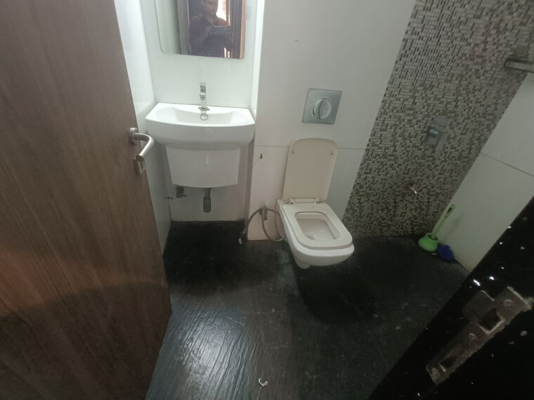 Bathroom, baba-solitaire 1 Bedroom 700 Sq.Ft. Apartment In Vashi Sector 26 Navi Mumbai 10655228